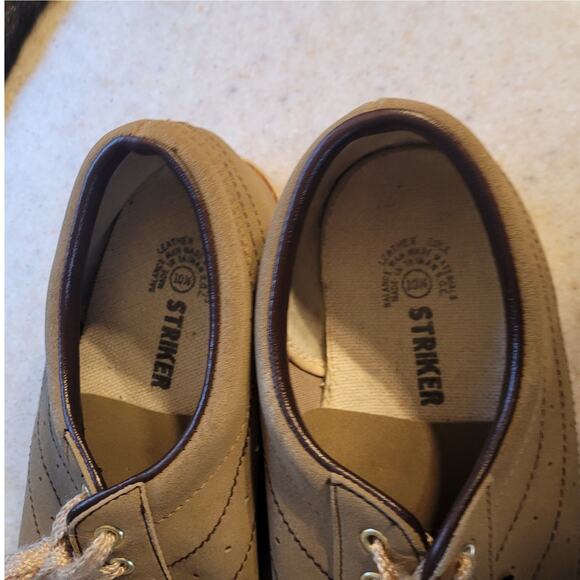 STRIKER Bowling Shoes Mens 10M Tan Leather Look Retro Alleycore Y2K Hipster - Picture 4 of 7